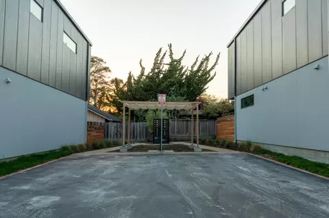 Exterior - 115 Darlington Ln, Soquel, CA 95073 photo 7 of 9