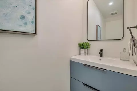 Bath - 115 Darlington Ln, Soquel, CA 95073 photo 1 of 8