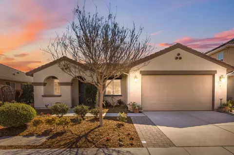 931 Held Ct, Hollister, CA 95023