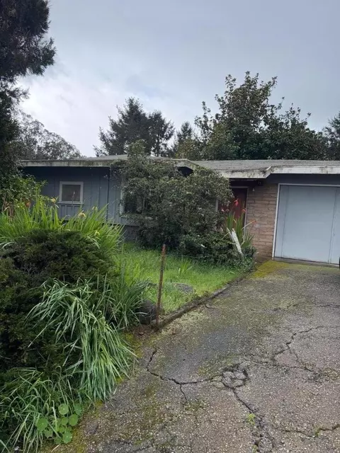 71 Hawk Haven Rd, Watsonville, CA 95076