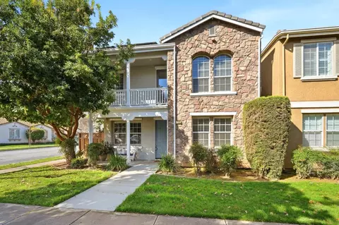 7902 English Oak Cir, Gilroy, CA 95020