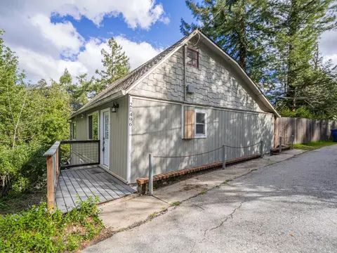 21496 Mary Alice Way, Los Gatos, CA 95033