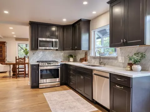 Kitchen - 28 Elk Run, Monterey, CA 93940 photo 3 of 3