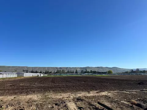 155 San Bruno Ave, Morgan Hill, CA 95037