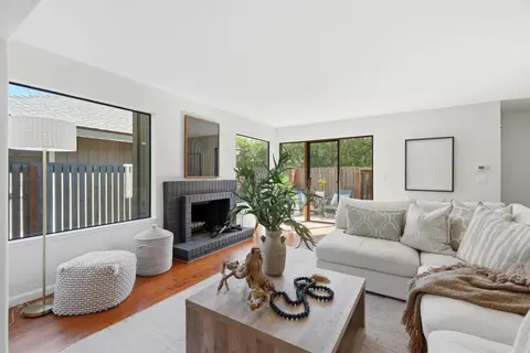 137 Union Ave A, Campbell, CA 95008