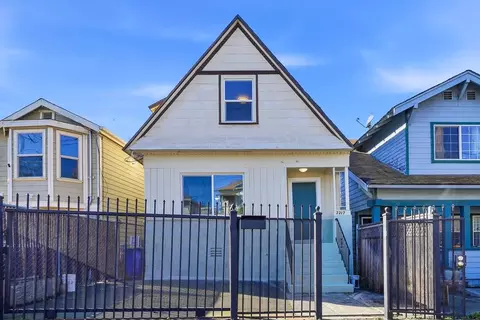 2217 E 24th St, Oakland, CA 94606