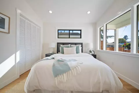 Bedroom - 604 Oak Dr, Capitola, CA 95010 photo 2 of 5