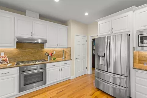 Kitchen - 2045 Rockrose Ct, Gilroy, CA 95020 photo 2 of 5
