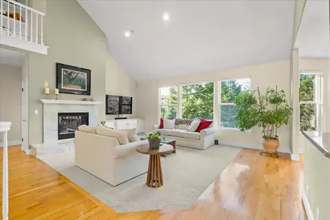 Living - 2045 Rockrose Ct, Gilroy, CA 95020 photo 1 of 7