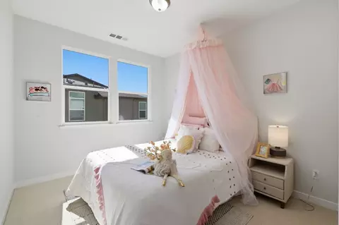 Bedroom - 1910 Joshua Tree Cir, Milpitas, CA 95035 photo 6 of 8
