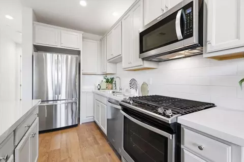 Kitchen - 1910 Joshua Tree Cir, Milpitas, CA 95035 photo 3 of 3