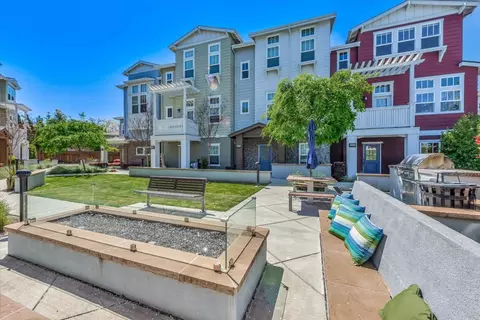 Exterior - 1911 Stella St, Mountain View, CA 94043 photo 3 of 7