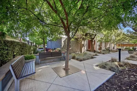 Exterior - 1911 Stella St, Mountain View, CA 94043 photo 6 of 7