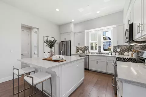 Kitchen - 1911 Stella St, Mountain View, CA 94043 photo 2 of 2