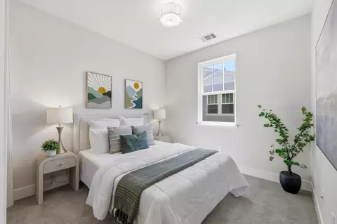 Bedroom - 1911 Stella St, Mountain View, CA 94043 photo 5 of 8