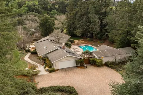 28100 Radcliffe Ln, Los Altos Hills, CA 94022