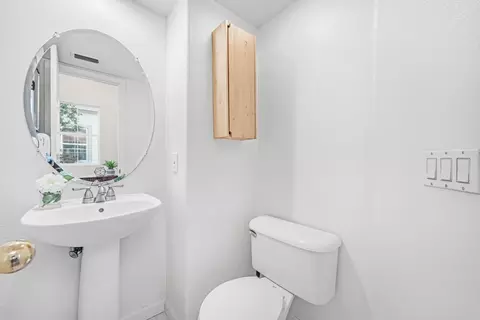 Bath - 59 Wind Song, Milpitas, CA 95035 photo 1 of 6