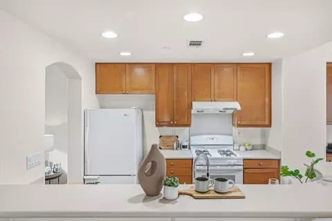 Kitchen - 59 Wind Song, Milpitas, CA 95035 photo 4 of 4