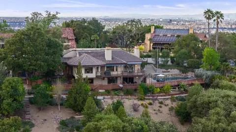 530 Santa Rosa Dr, Los Gatos, CA 95032