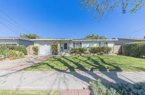 Exterior - 58 Young Dr, Salinas, CA 93901 photo 2 of 16