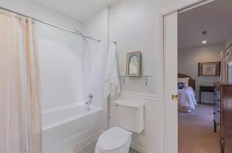 Bath - 58 Young Dr, Salinas, CA 93901 photo 2 of 3