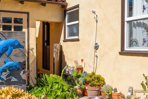 Exterior - 609 Oak Dr, Capitola, CA 95010 photo 2 of 4