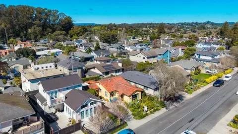 View/Area - 609 Oak Dr, Capitola, CA 95010 photo 2 of 6