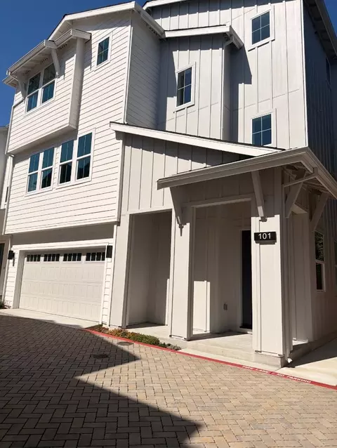 101 Sunnyside Ct, Campbell, CA 95008
