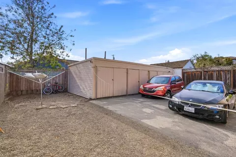 Exterior - 15 Eastern Dr, Watsonville, CA 95076 photo 5 of 9