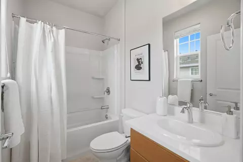 Bath - 217 Orbit Way, Mountain View, CA 94043 photo 3 of 4