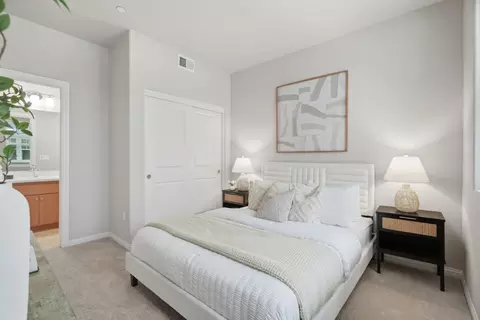 Bedroom - 217 Orbit Way, Mountain View, CA 94043 photo 3 of 9