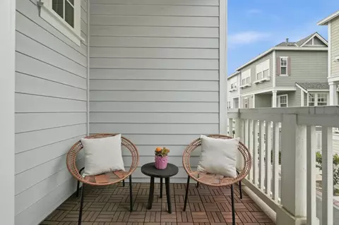 Exterior - 217 Orbit Way, Mountain View, CA 94043 photo 5 of 10