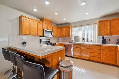 Kitchen - 3882 Pintail Ct, Merced, CA 95340 photo 3 of 3