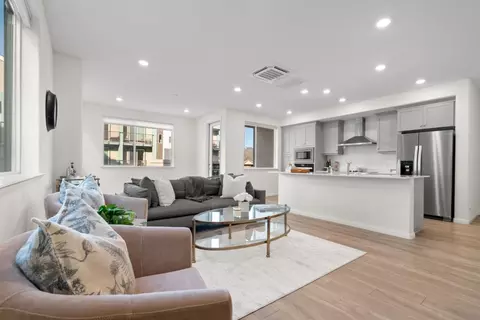 3208 Mallard Ct 201, San Jose, CA 95117