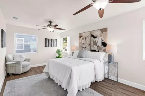 Bedroom - 722 Gleneagle Ave, Hayward, CA 94544 photo 5 of 9