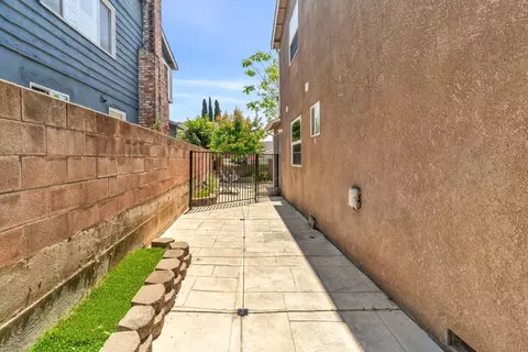 Exterior - 722 Gleneagle Ave, Hayward, CA 94544 photo 9 of 11