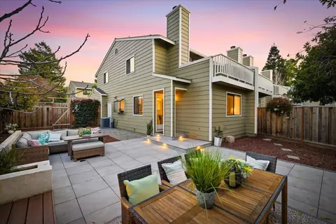 700 Chiquita Ave 19, Mountain View, CA 94041