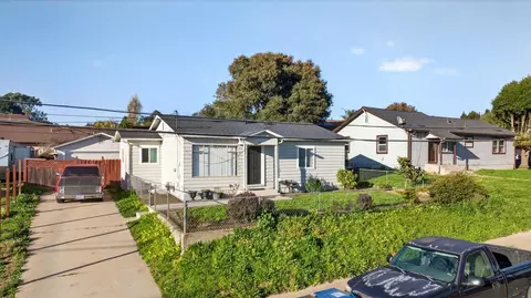 View/Area - 123 Prado St, Salinas, CA 93906 photo 1 of 11