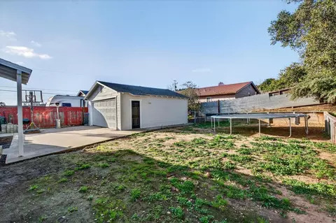 Exterior - 123 Prado St, Salinas, CA 93906 photo 10 of 13