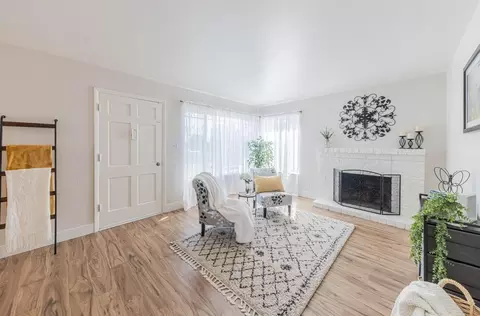 Living - 1489 Lassen Ave, Salinas, CA 93906 photo 2 of 3