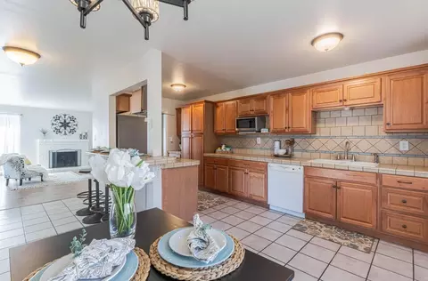 Kitchen - 1489 Lassen Ave, Salinas, CA 93906 photo 1 of 2