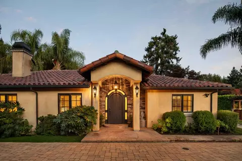65 Fairfax Ave, Atherton, CA 94027