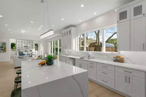 Kitchen - 810 Virginia Ct, Campbell, CA 95008 photo 5 of 6