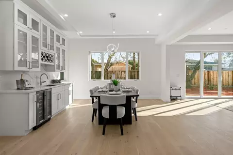Dining - 810 Virginia Ct, Campbell, CA 95008 photo 4 of 4
