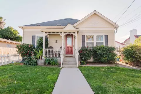307 N 3rd St, King City, CA 93930
