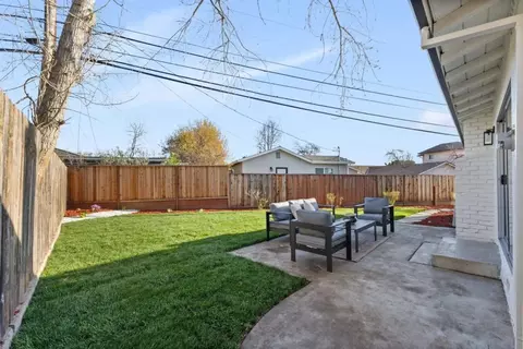 Exterior - 390 Valmy St, Milpitas, CA 95035 photo 1 of 8