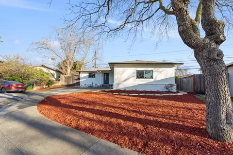 Exterior - 390 Valmy St, Milpitas, CA 95035 photo 6 of 8