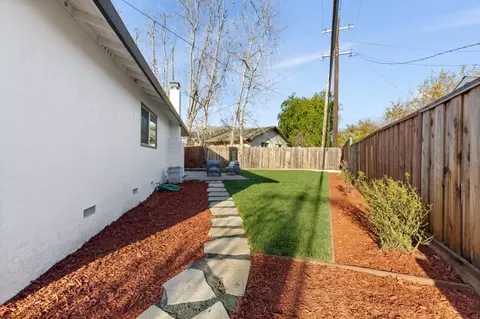 Exterior - 390 Valmy St, Milpitas, CA 95035 photo 5 of 8