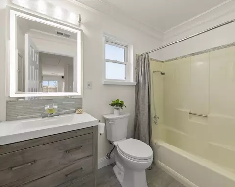 Bath - 3393 Kathleen St, San Jose, CA 95124 photo 4 of 4