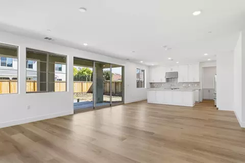 Living - 7344 Ailes Ct, Gilroy, CA 95020 photo 1 of 3